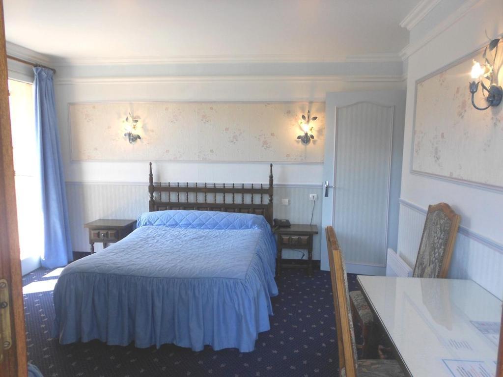 Hotel Les Barnieres Гийестр Номер фото